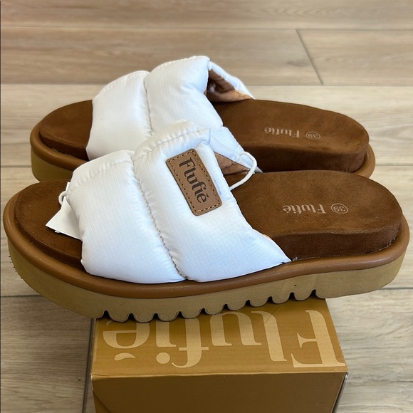 Fluff White Women's Slide Sandals - Picture 3 of 3